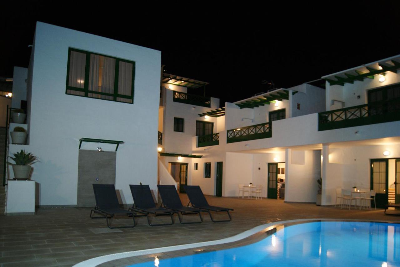 Apartamentos Zalabar ติอาส ภายนอก รูปภาพ