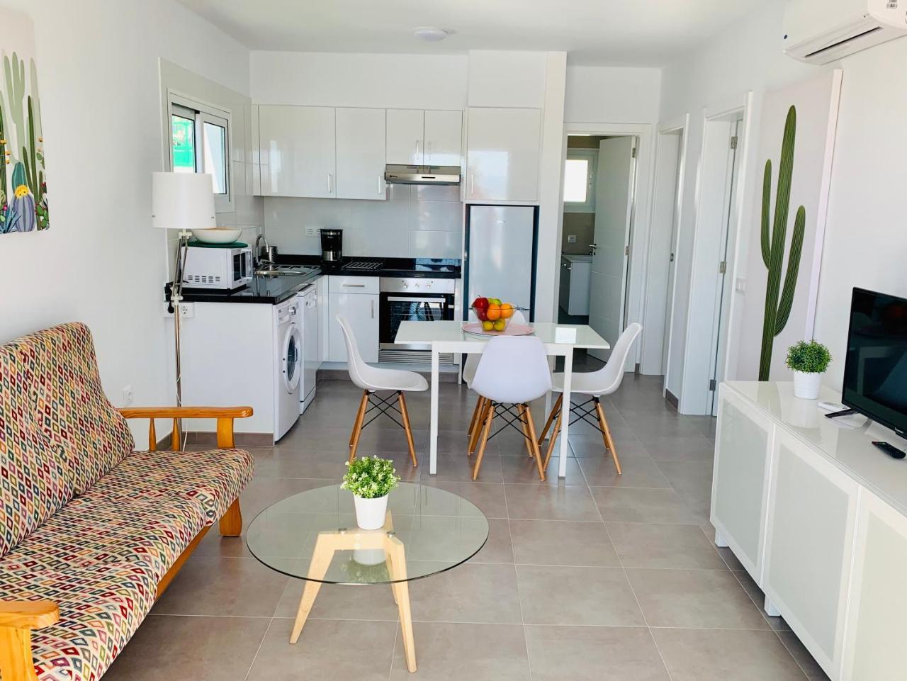 Apartamentos Zalabar ติอาส ภายนอก รูปภาพ