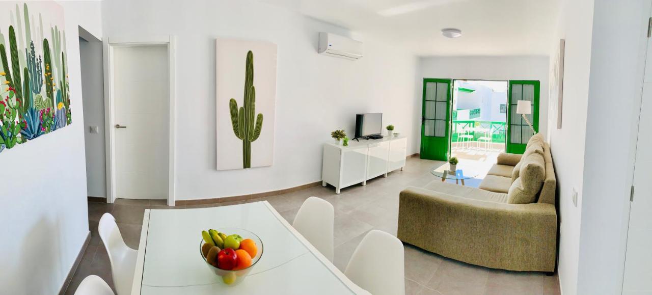 Apartamentos Zalabar ติอาส ภายนอก รูปภาพ