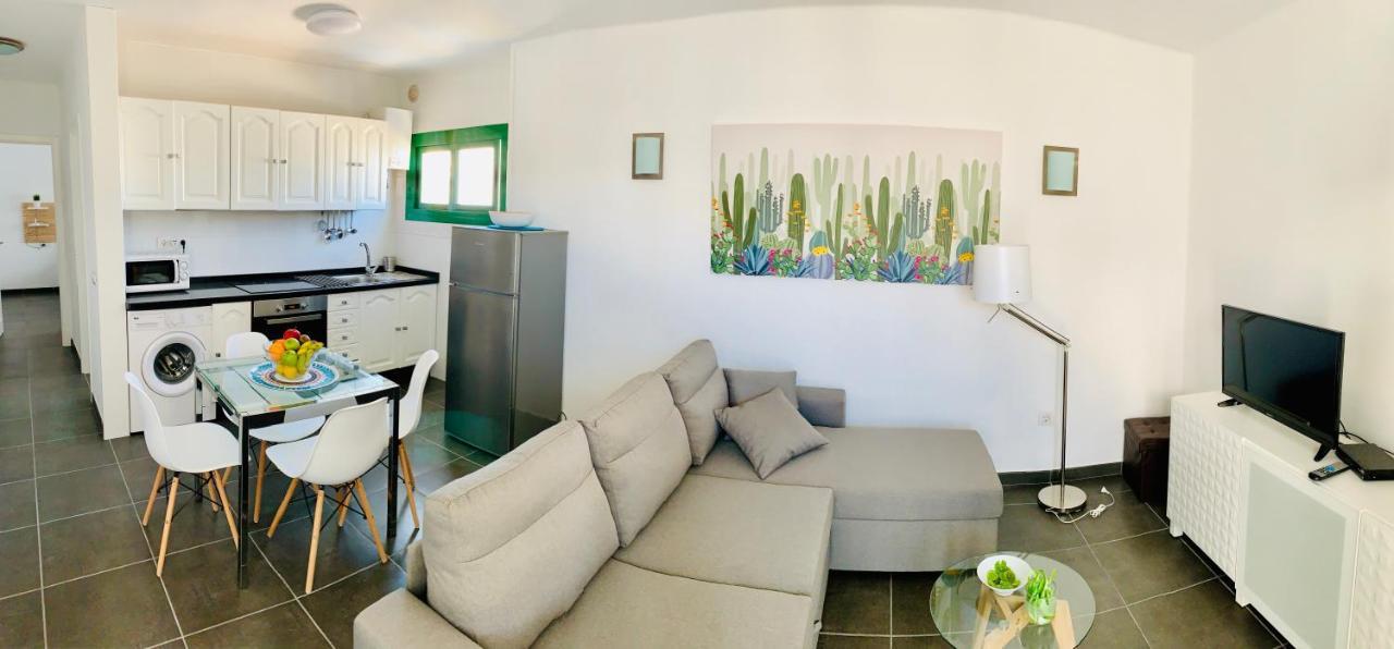 Apartamentos Zalabar ติอาส ภายนอก รูปภาพ